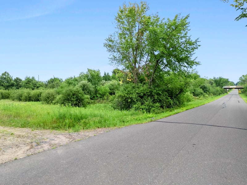 1587 270th Ave, Luck, WI 54853