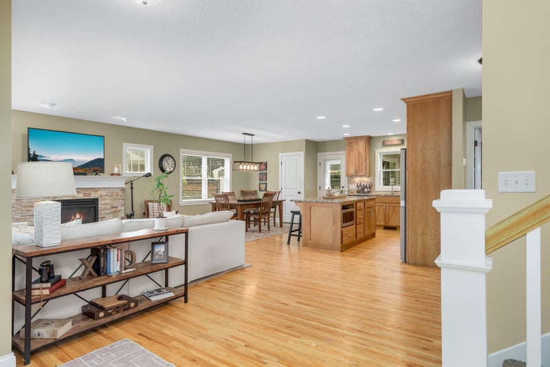 1636 Saunders Ave, Saint Paul, MN 55116