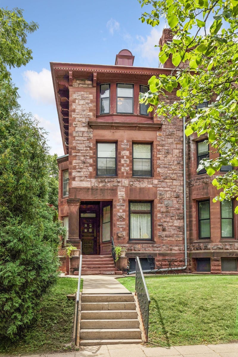 596 Summit Ave #596-3, Saint Paul, MN 55102