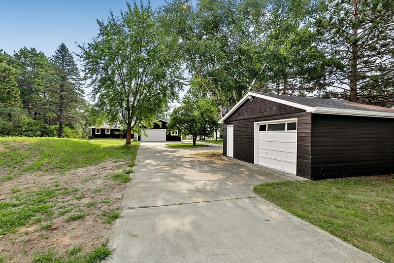 24130 County Road 4, Nisswa, MN 56468
