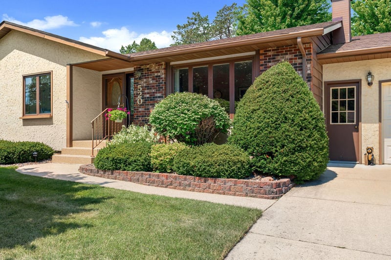 520 Young Dr, Owatonna, MN 55060