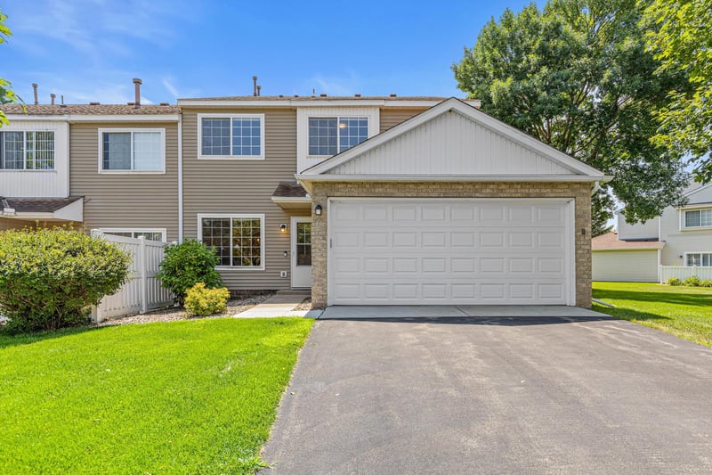 6256 158th St W #57, Apple Valley, MN 55124
