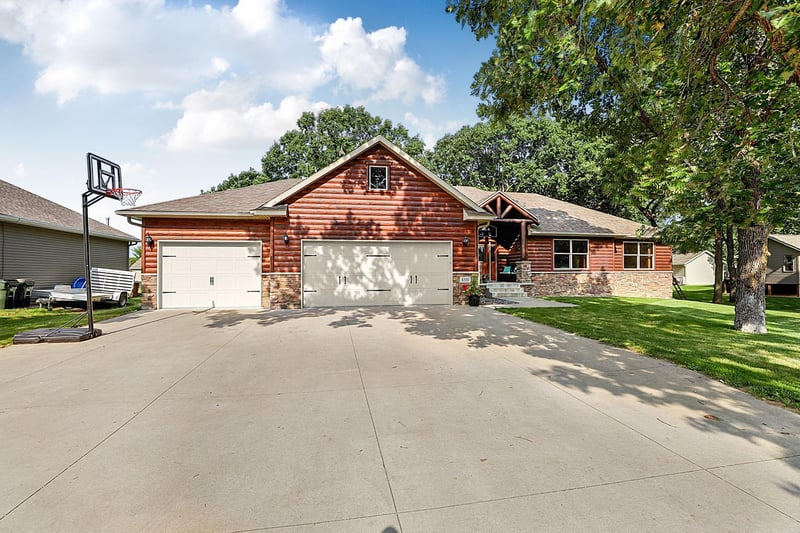 8555 1st Ave NE, Rice, MN 56367