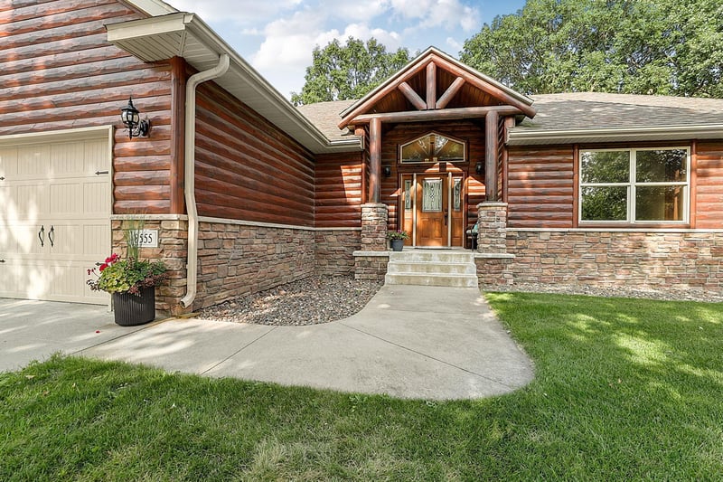 8555 1st Ave NE, Rice, MN 56367