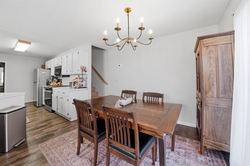 7857 Hemingway Ave S, Cottage Grove, MN 55016