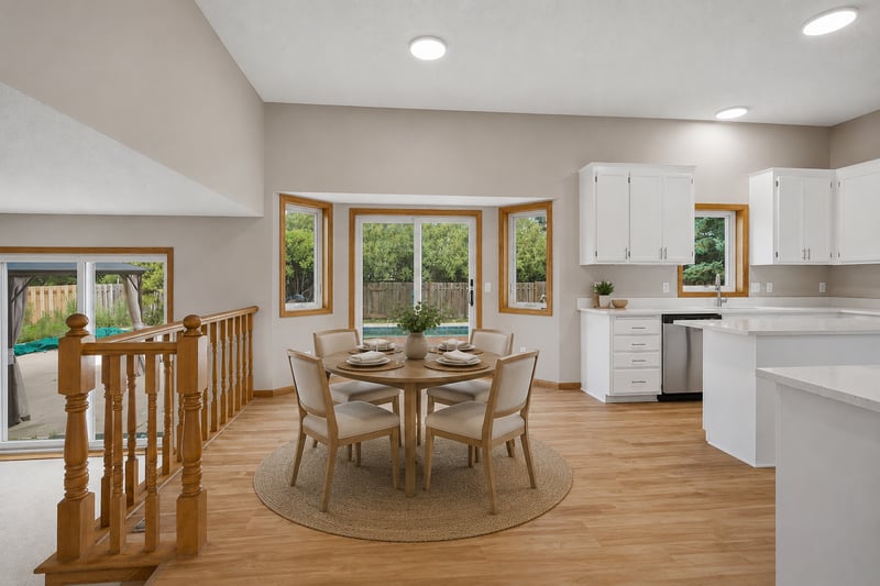3304 W Park Dr, Burnsville, MN 55306