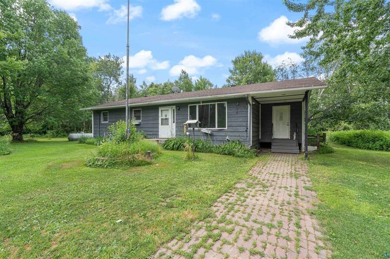 6930 Highway 2, Saginaw, MN 55779