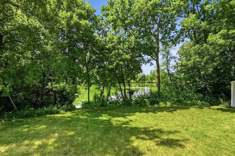 4636 Heritage Hills Dr, Bloomington, MN 55437