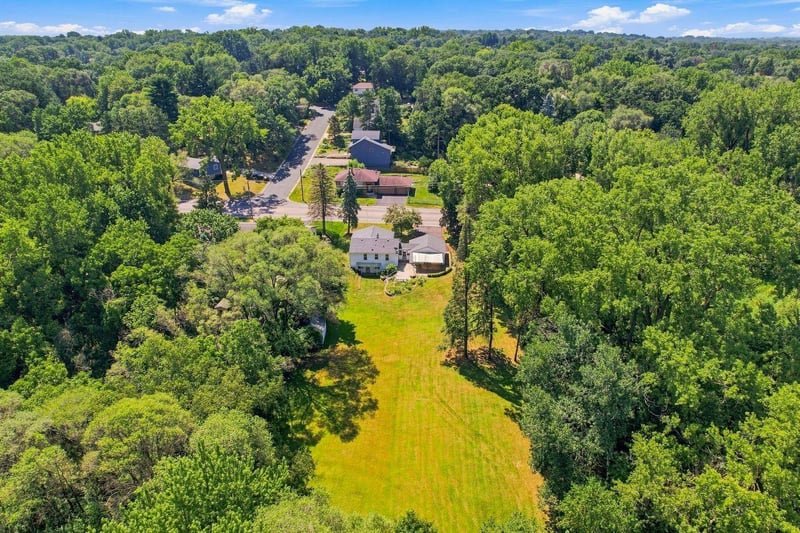 1425 Rice Creek Rd NE, Fridley, MN 55432