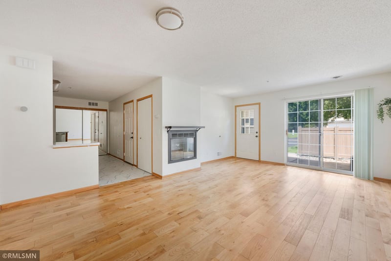 11240 Providence Ln, Eden Prairie, MN 55344