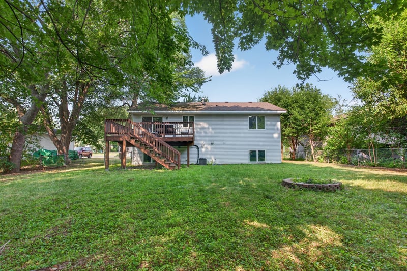 443 Market St S, Shakopee, MN 55379