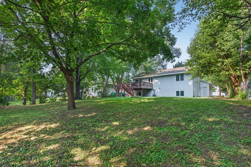 443 Market St S, Shakopee, MN 55379