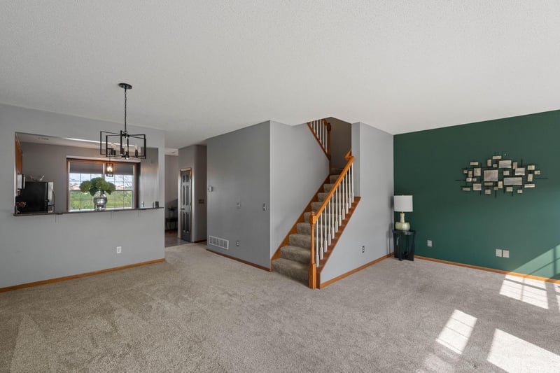 1671 Crossings Blvd, Shakopee, MN 55379