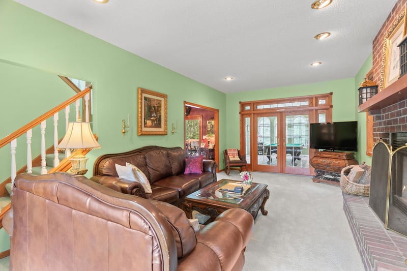 16690 Division St, Lakeland, MN 55043