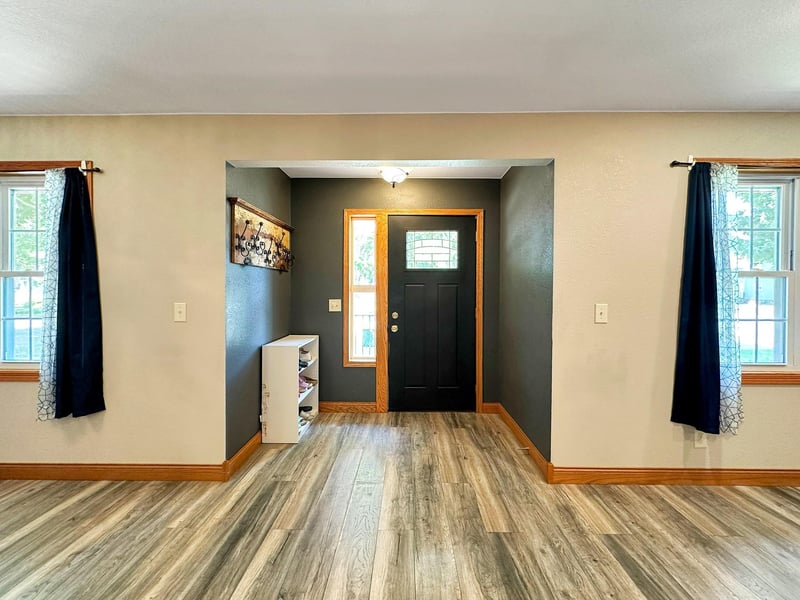 1024 5th St SW, Willmar, MN 56201