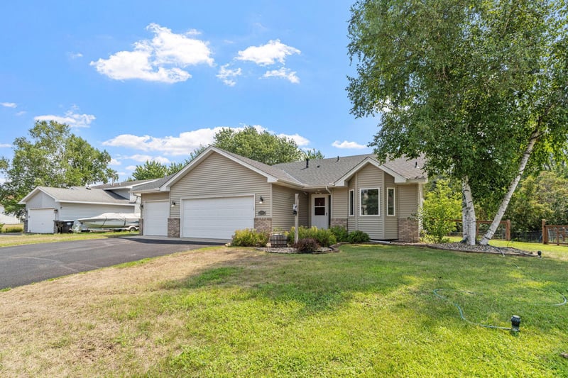 3380 Lake View Ln, Big Lake, MN 55309