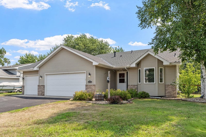 3380 Lake View Ln, Big Lake, MN 55309