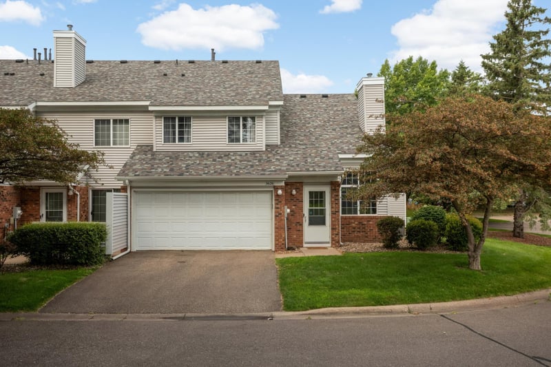 3626 Linden Ave #4, White Bear Lake, MN 55110