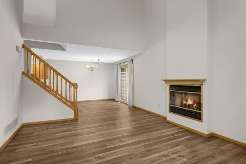 3626 Linden Ave #4, White Bear Lake, MN 55110