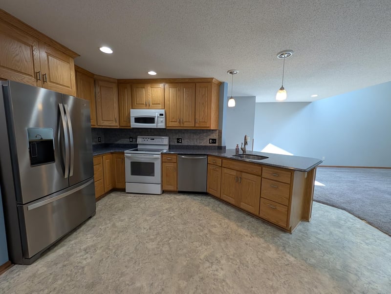 2628 Viola Heights Dr NE, Rochester, MN 55906