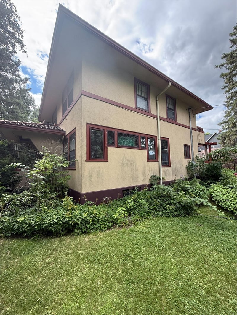 121 Maria Ave, Saint Paul, MN 55106