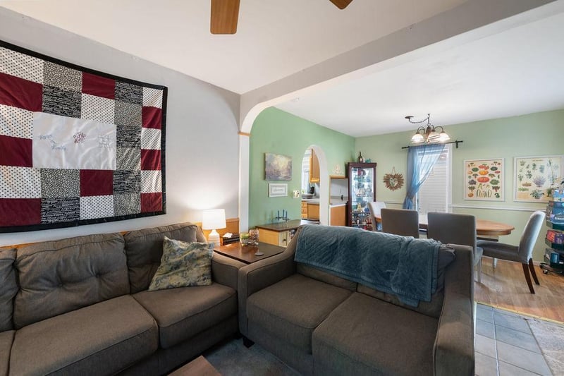 415 8th St, Cloquet, MN 55720