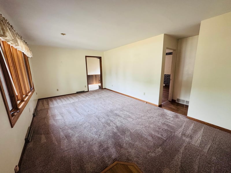 508 Kneale Ave S, Thief River Falls, MN 56701