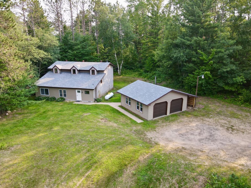 40 Abbi Ln, Grand Rapids, MN 55744