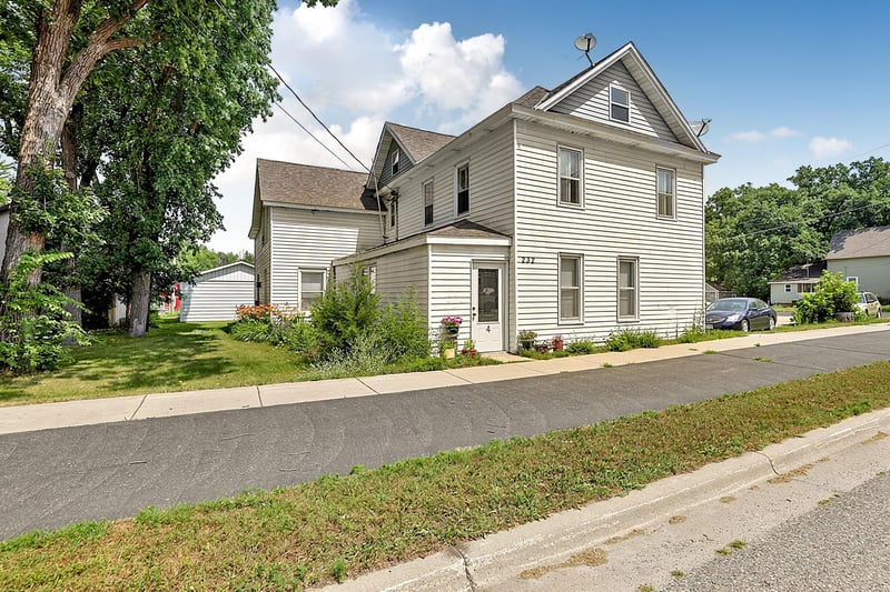 232 E Broadway St, Rockville, MN 56369