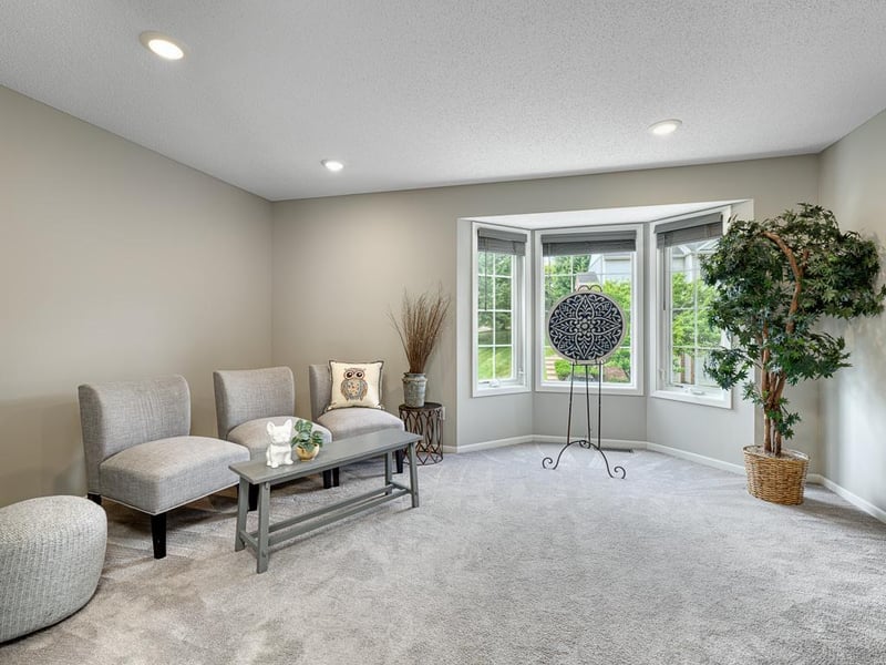 7775 Village St, Chanhassen, MN 55317