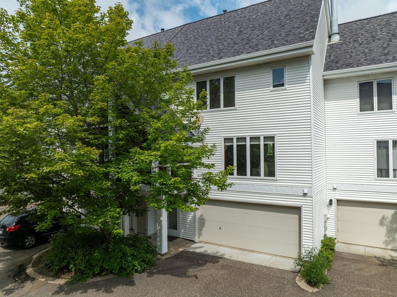921 923 Dartmouth Pl SE, Minneapolis, MN 55414