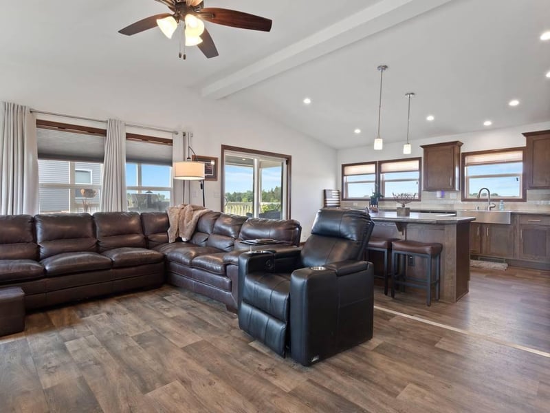 537 Elm St N, Kimball, MN 55353