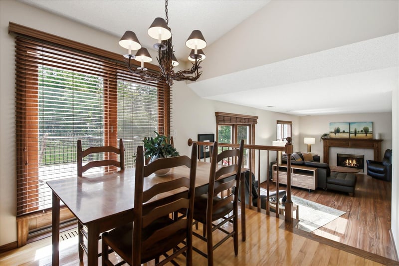 19858 Jaguar Ave, Lakeville, MN 55044
