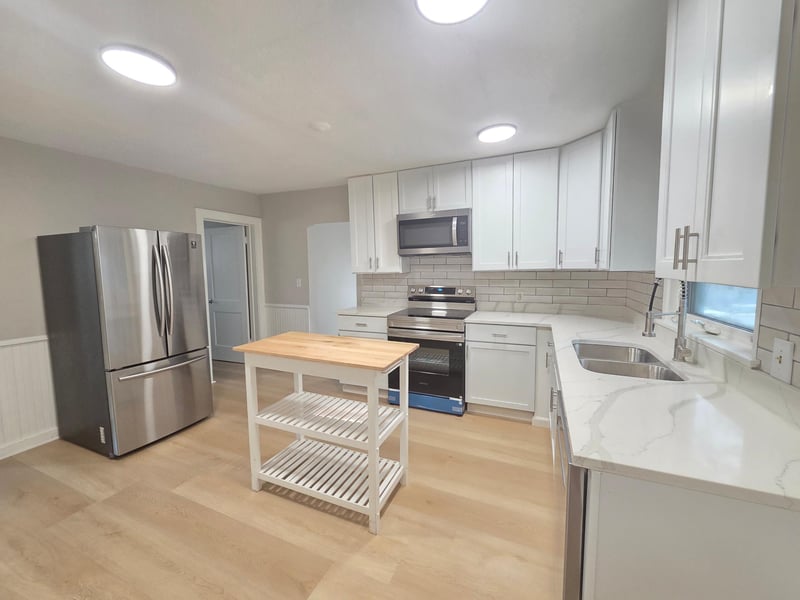 712 Maple St W, Stillwater, MN 55082