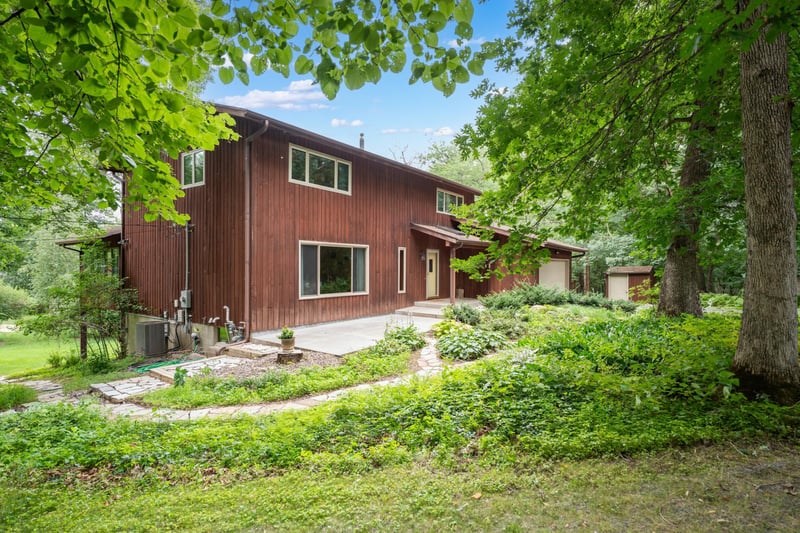 2901 Bambi Ct SW, Rochester, MN 55902