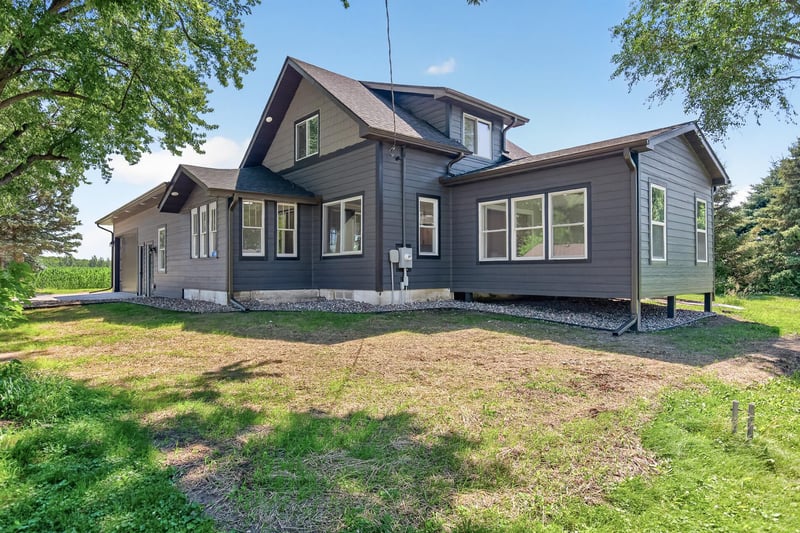 5146 Cleveland St, Veseli, MN 55046