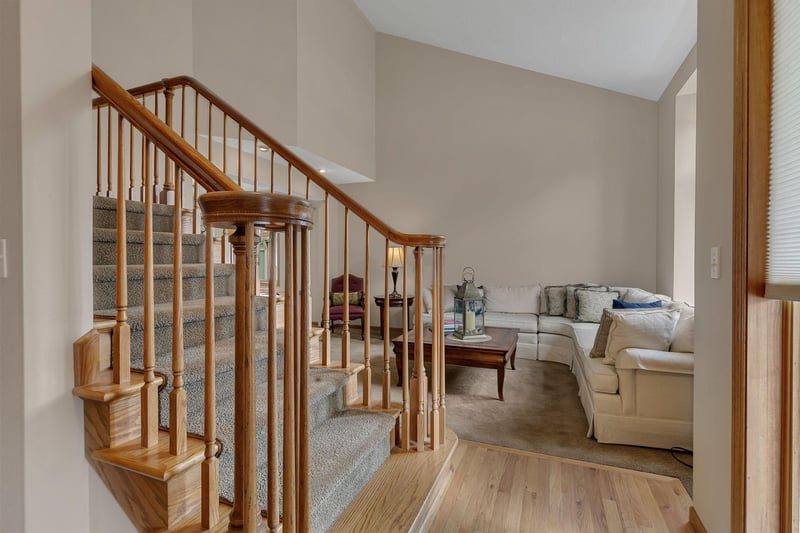 1070 Sunwood Park Ln, Waite Park, MN 56387