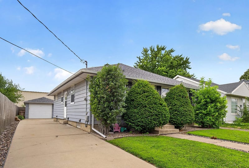 1115 1st Ave SE, Rochester, MN 55904