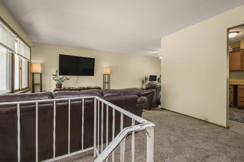7382 Borman Ave, Inver Grove Heights, MN 55076