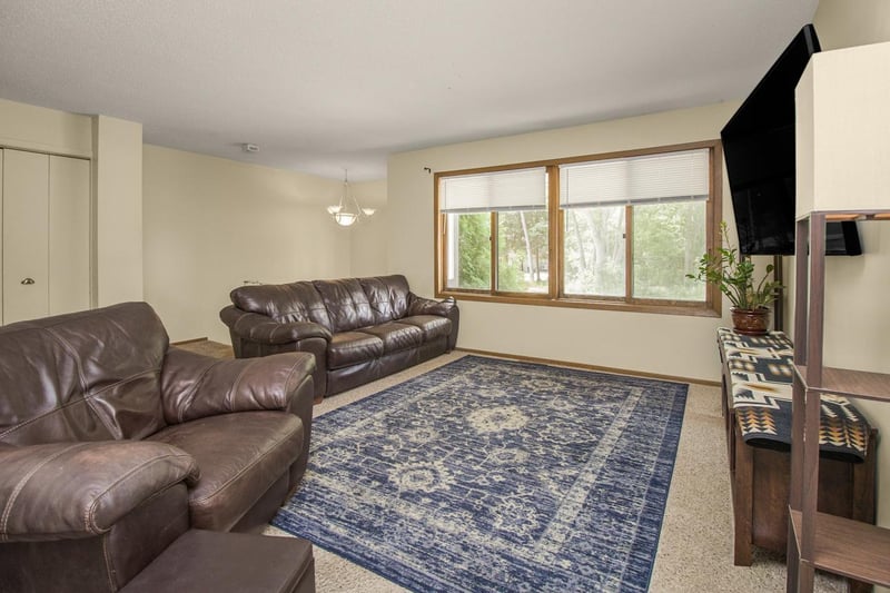 7382 Borman Ave, Inver Grove Heights, MN 55076