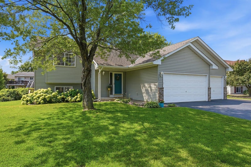 6260 142nd Ln NW, Ramsey, MN 55303