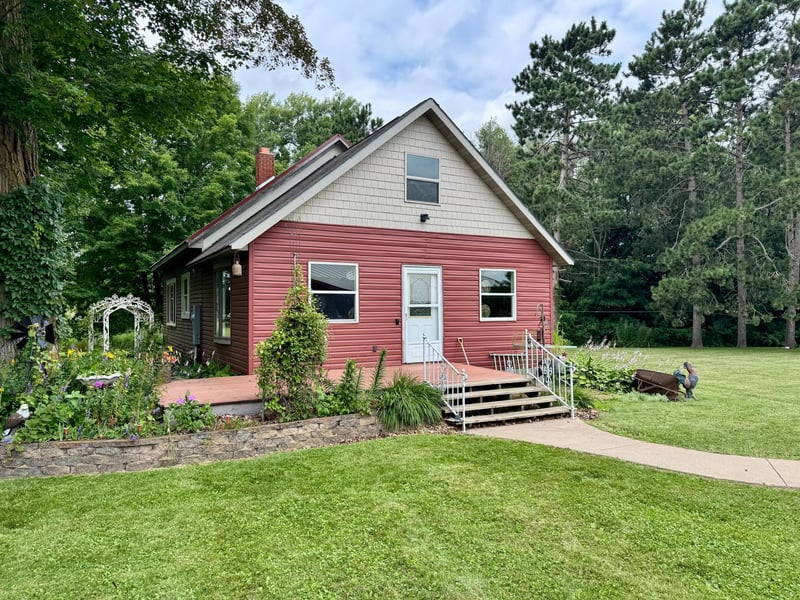 1456 210th St, Saint Croix Falls, WI 54024