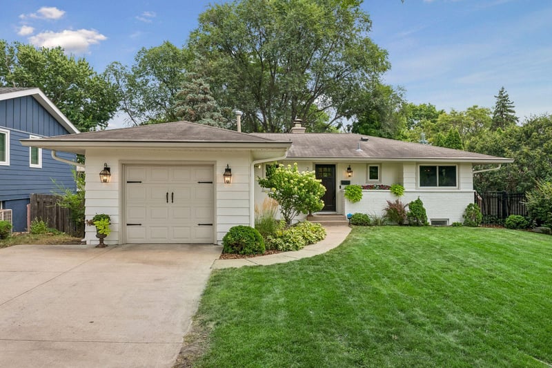 2349 Texas Ave S, Saint Louis Park, MN 55426