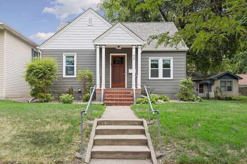 870 22nd Ave SE, Minneapolis, MN 55414