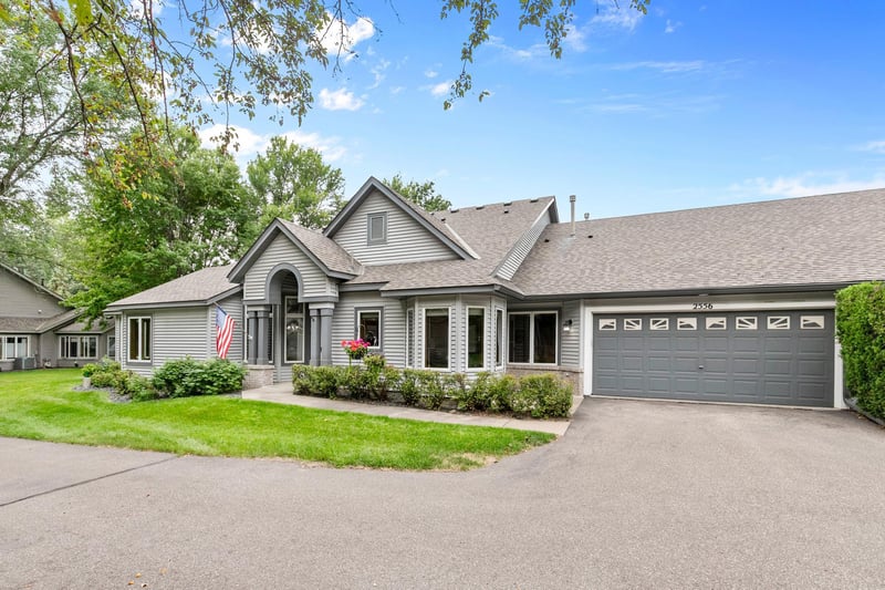 2556 Sumac Rg, White Bear Lake, MN 55110