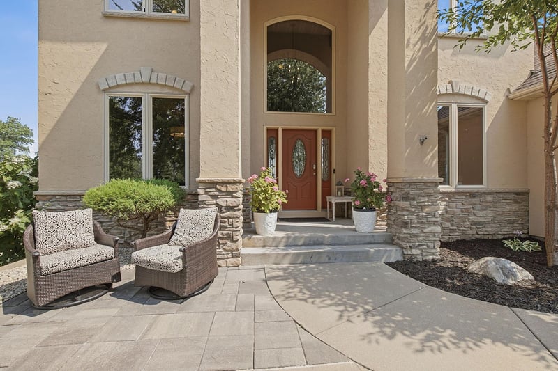14135 Haas Lake Cir, Prior Lake, MN 55372