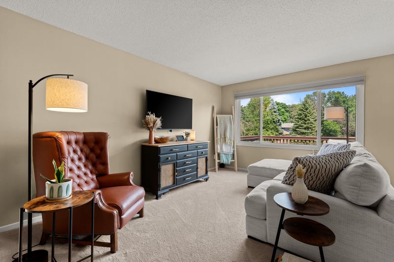 9257 Dartford Rd, Woodbury, MN 55125