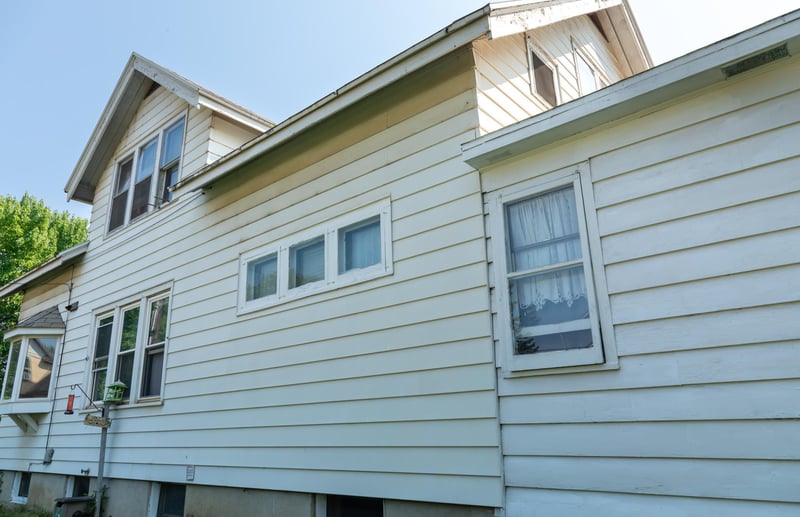 419 9th St S, Virginia, MN 55792