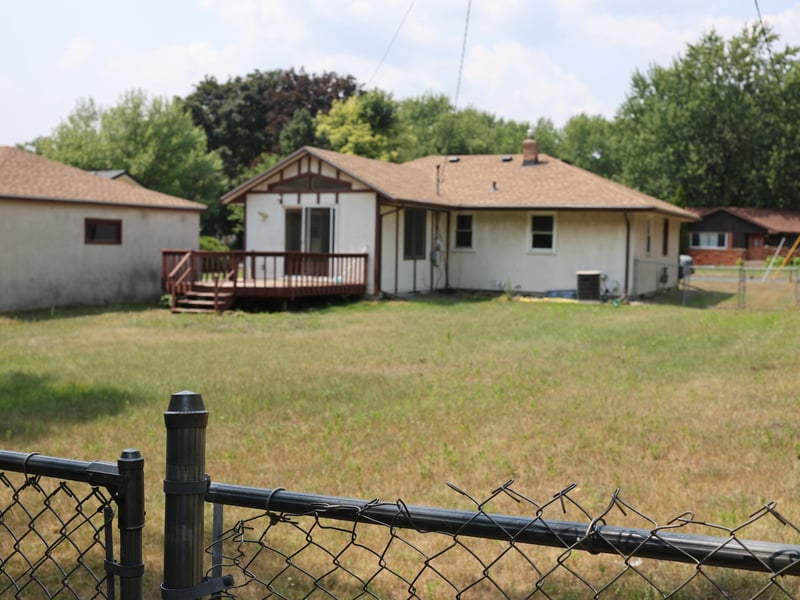 1764 Atlantic St, Maplewood, MN 55109