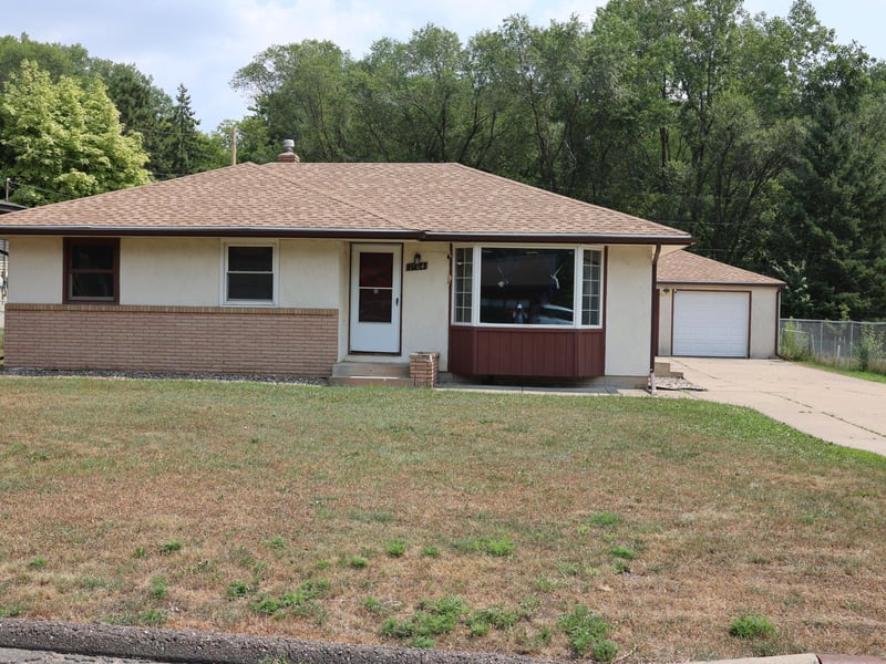 1764 Atlantic St, Maplewood, MN 55109